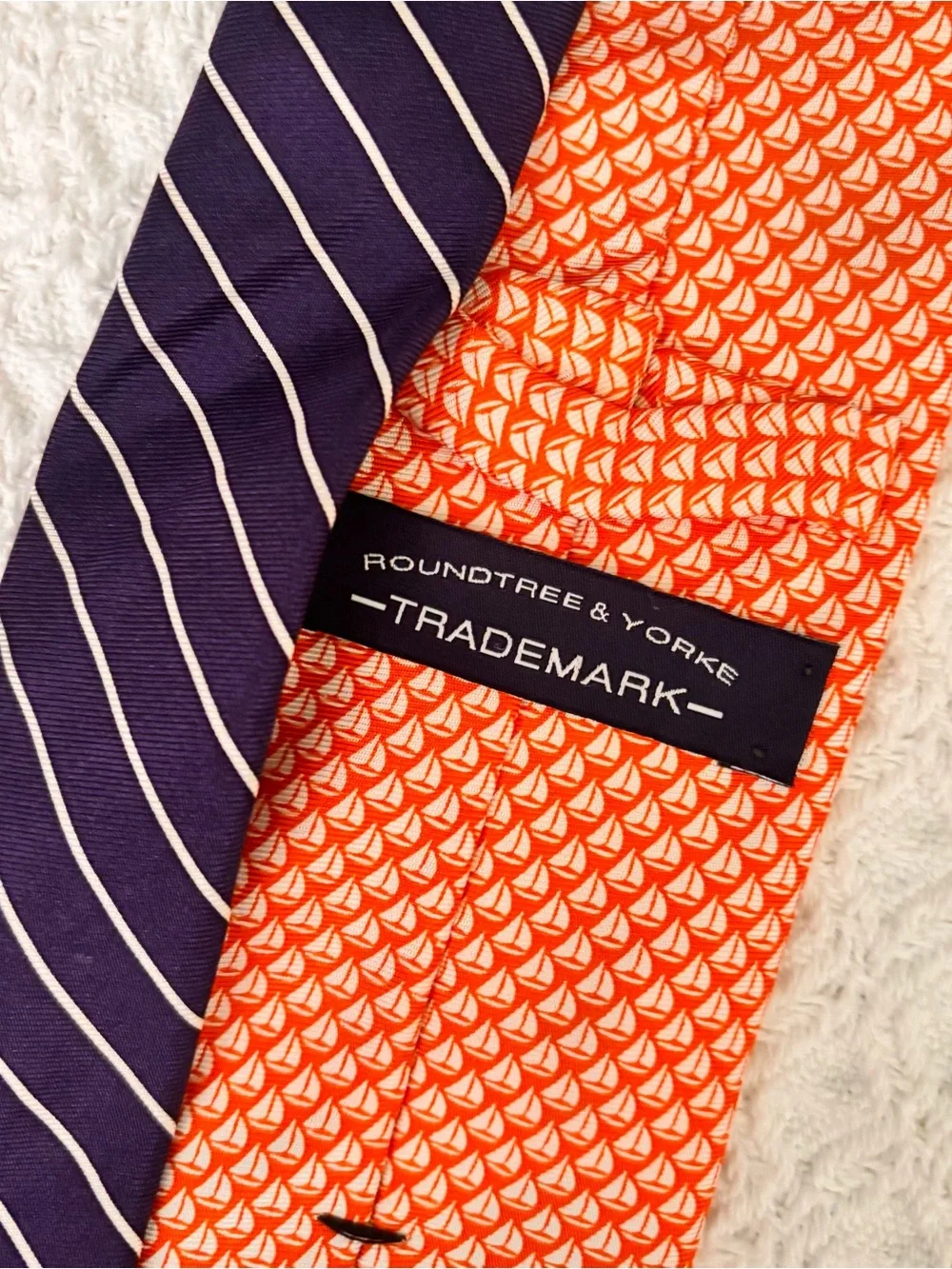 Roundtree & York orange micro sailboat print silk tie made USA preppy nautical